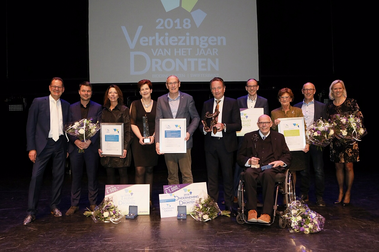 Alle genomineerden en winnaars van Verkiezingen van het jaar Dronten 2018 op het podium