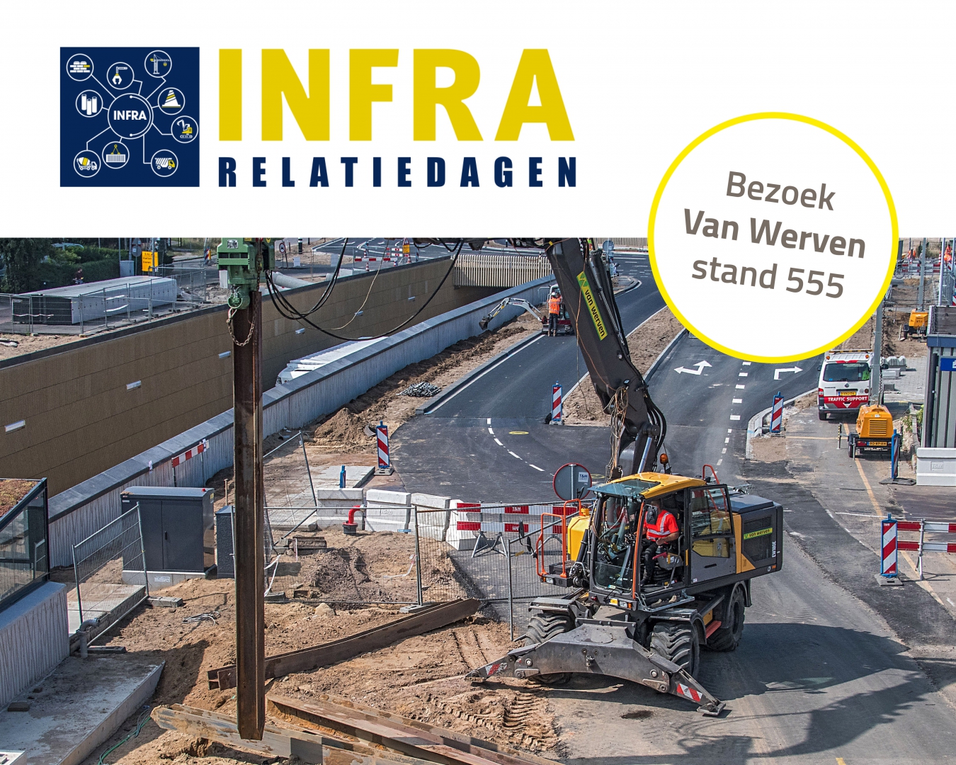 Uitnodiging Infra Relatiedagen (“Bezoek Van Werven stand 555”) over een foto van een mobiele kraan bij damwandwerk