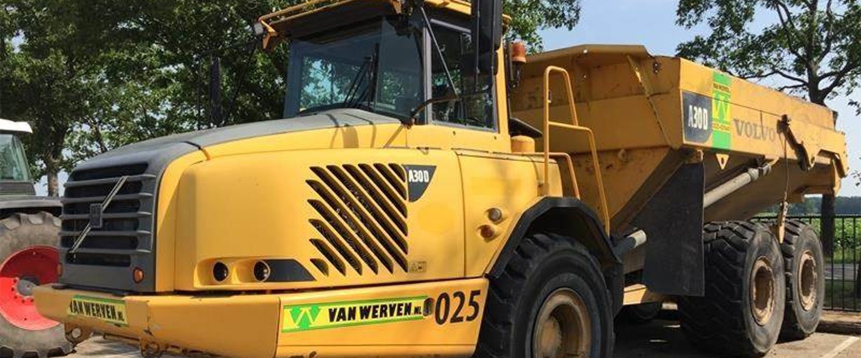 Volvo A30D-knikdumper van Van Werven, een van de veilingstukken